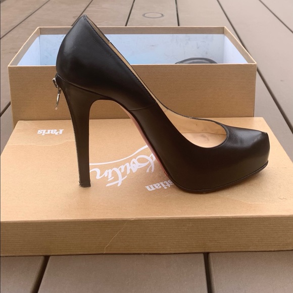 Christian Louboutin Rolandzip size EU38.5 - Picture 1 of 13